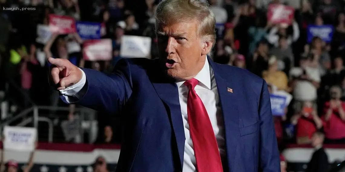 СМИ узнали, благодаря кому Трамп изменил отношение к Украине