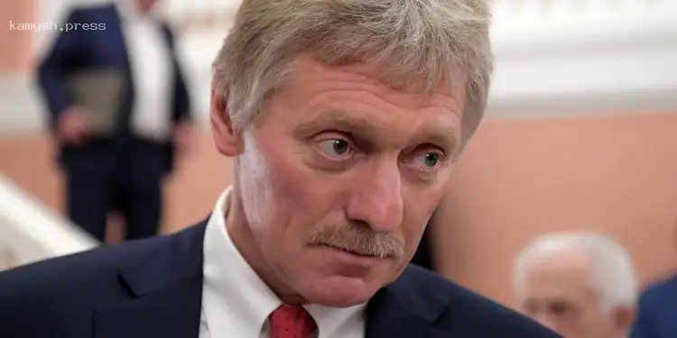 Песков ответил на слова Келлога о том, что РФ тормозит мирные переговоры по Украине