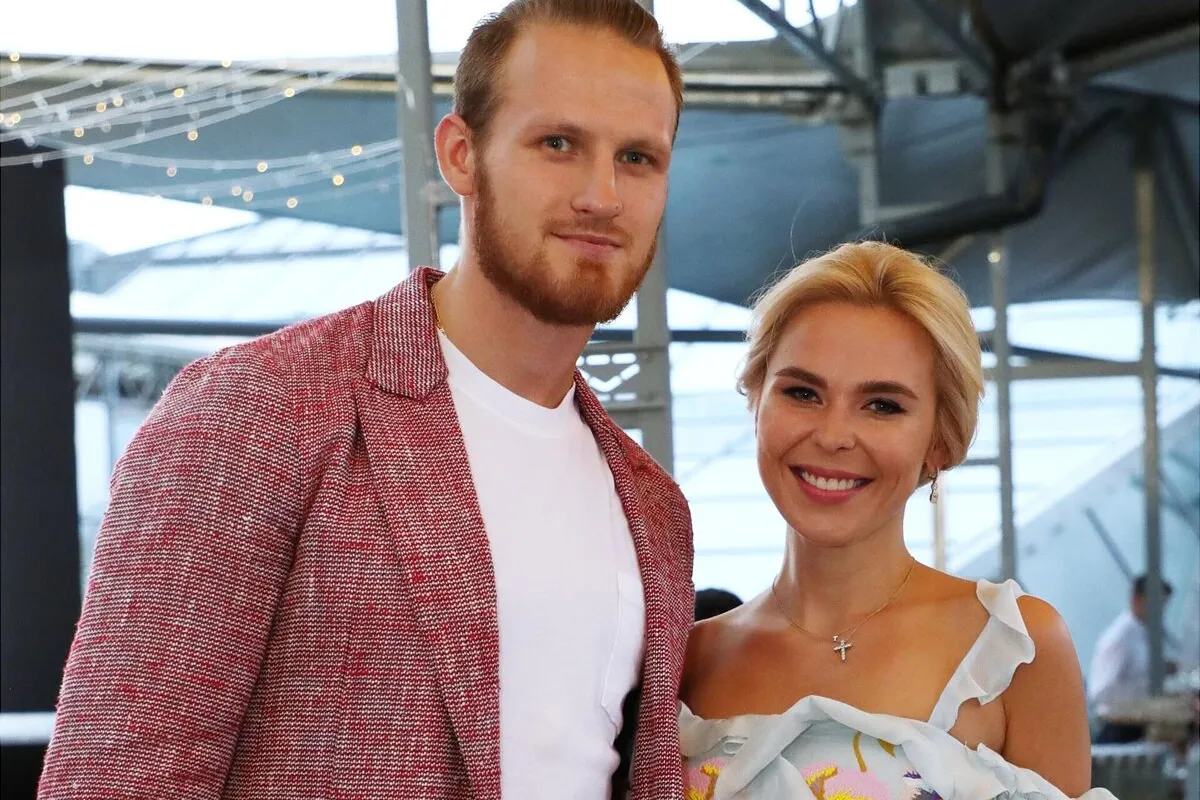 Судебные приставы ищут бывшего мужа Пелагеи Ивана Телегина из-за крупного долга