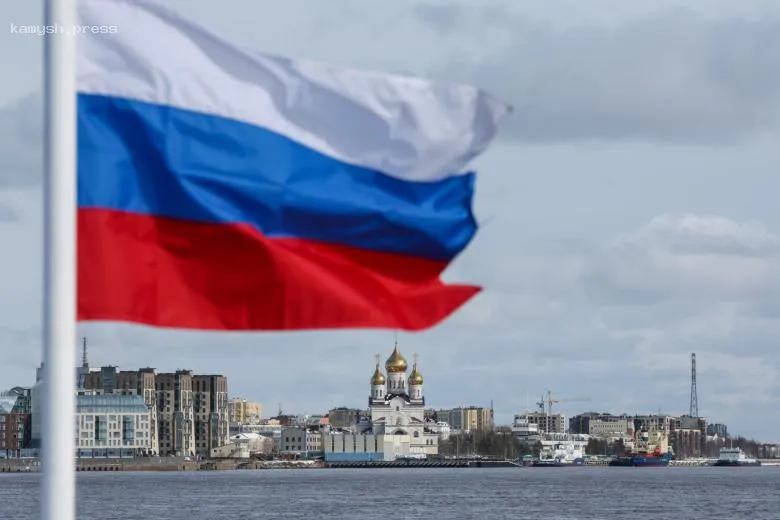 Новосибирцы узнали даты следующих длинных выходных