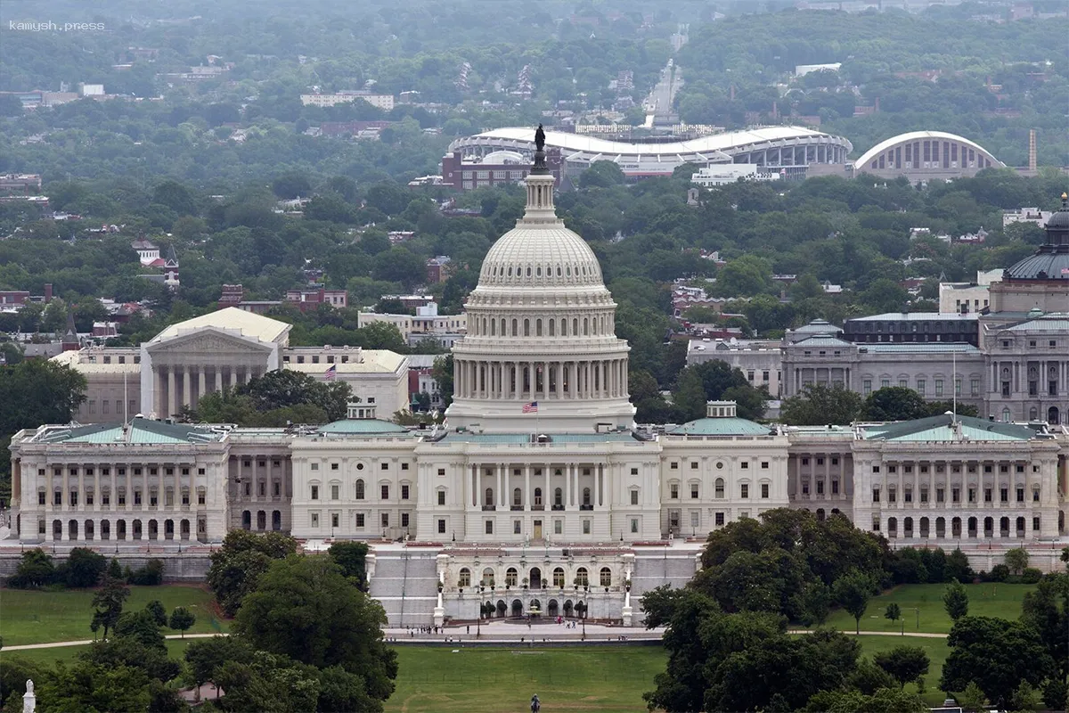 Демократы в Конгрессе США предложили инициативу по усилению антироссийских санкций