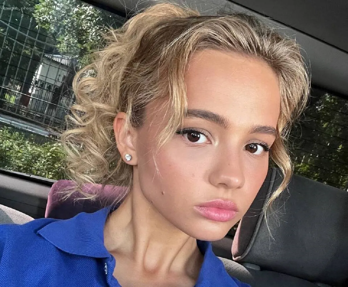 Валя Карнавал о Александре Серове: Он обладает крепким характером