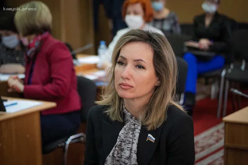 Сахарова: Вопрос экологического образования отражен в программе Невского экологического конгресса