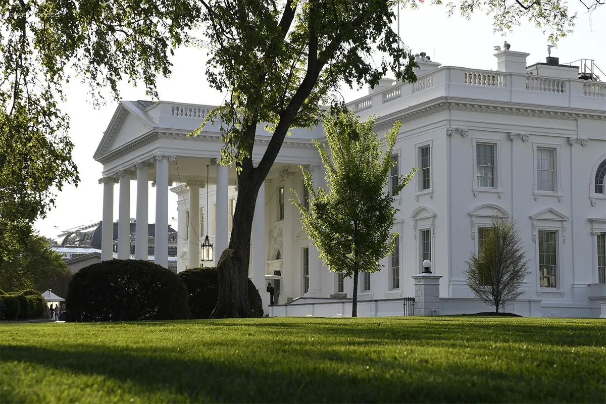 Нападение на российские аэродромы вызвало дебаты в Белом доме