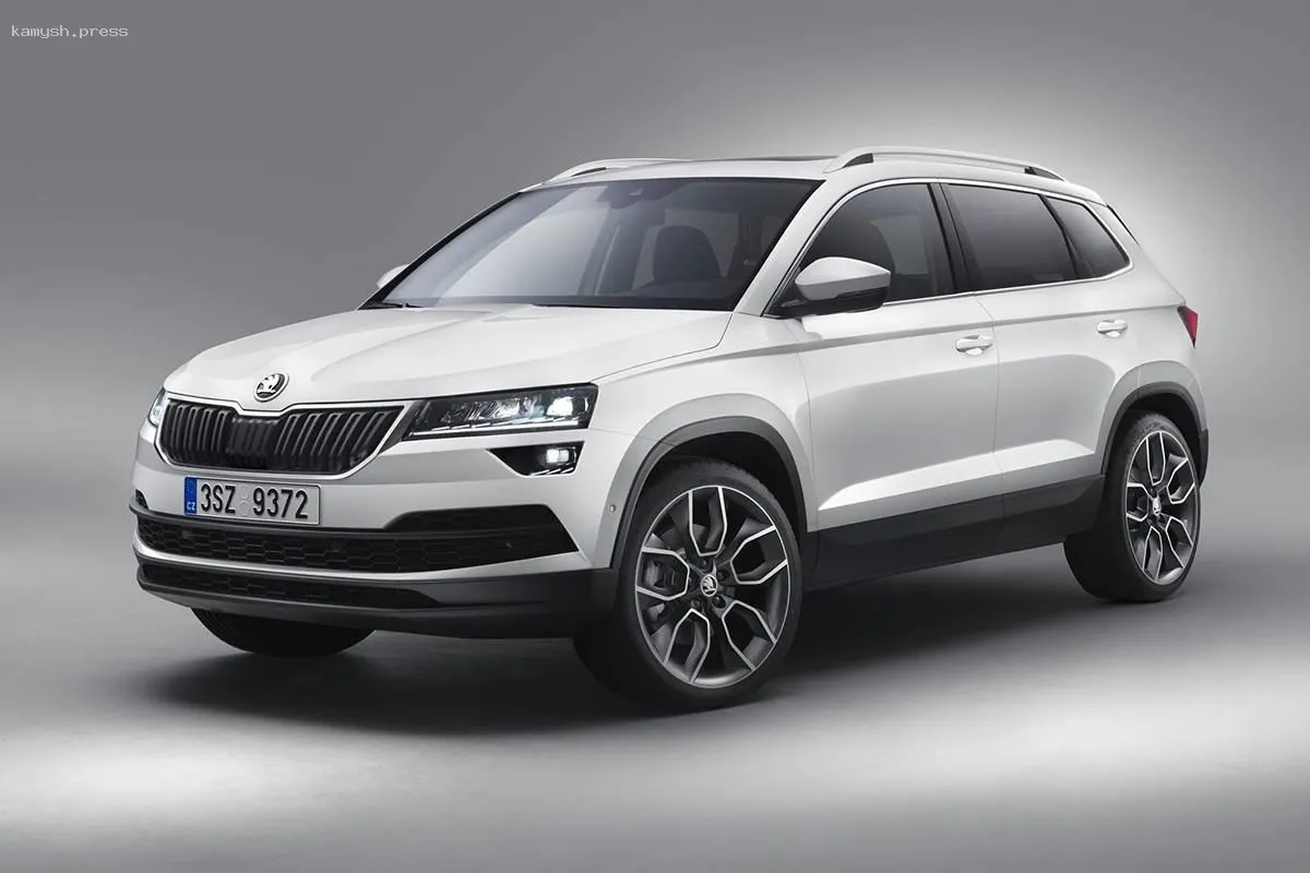 В России возобновили продажи Skoda Karoq, цена начинается от 2,3 млн рублей
