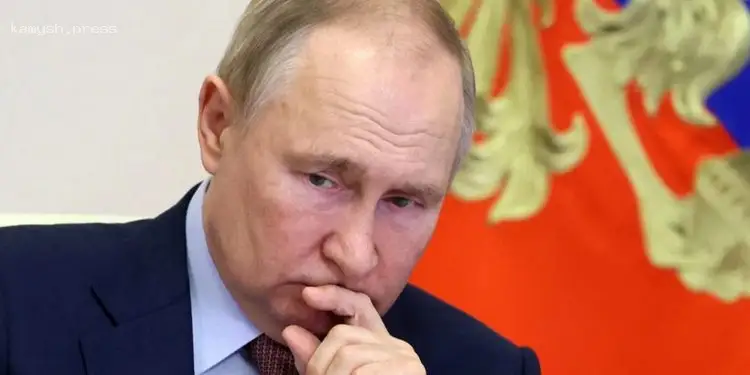 СМИ узнали, с лидерами каких стран Путин обсуждал встречу с Трампом