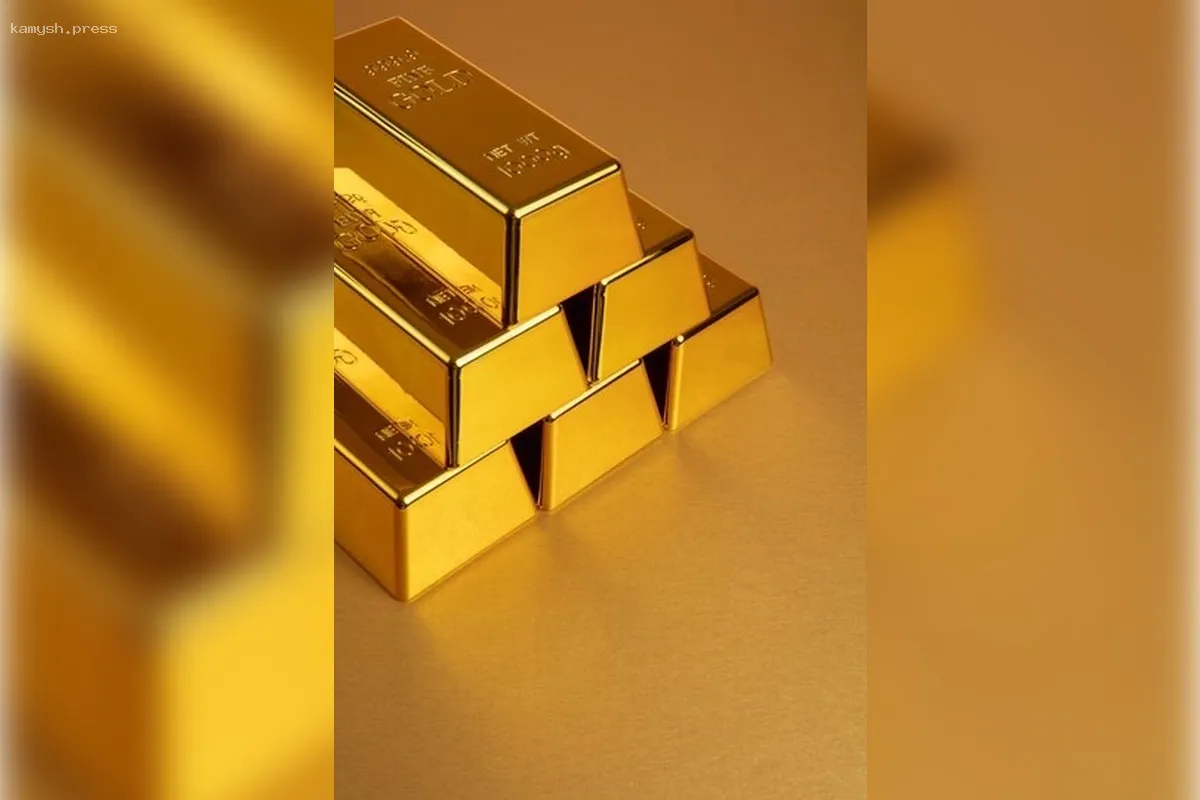 Эксперты объяснили риски инвестирования в золото для россиян