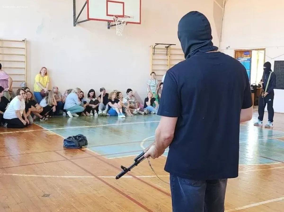 В образовательном учреждении Красноармейска прошли учения по антитеррористической безопасности