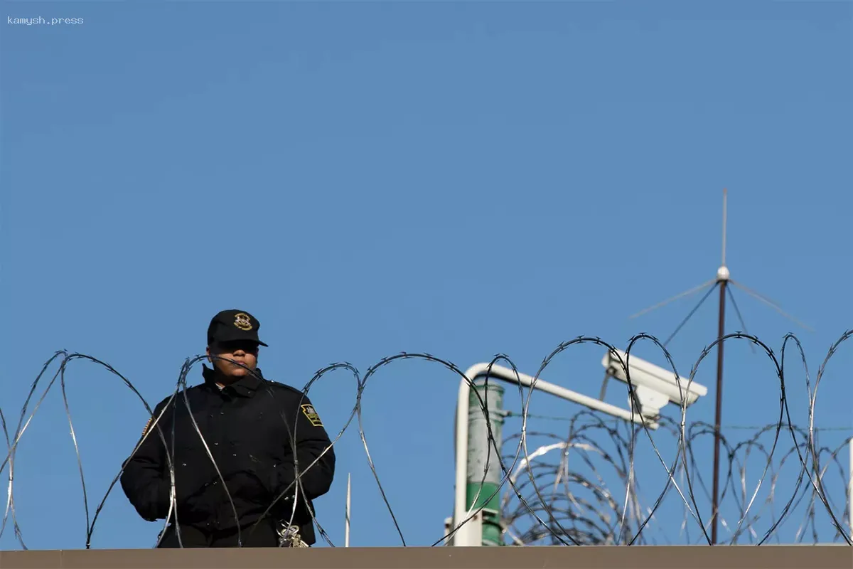 В США охранники 12 часов не могли обнаружить осужденного за убийство