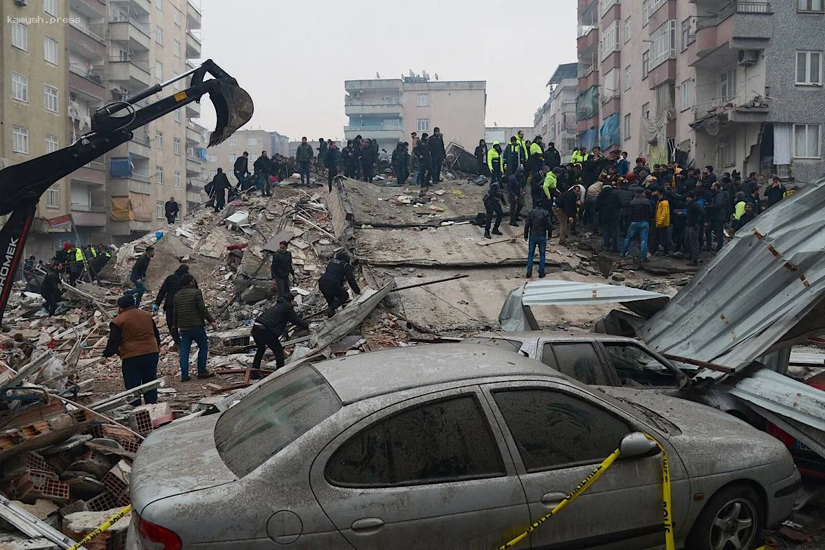 Сейсмологи предупреждают о высоком риске землетрясений в Турции