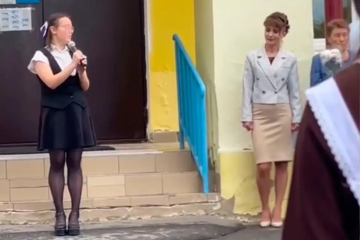 В Чувашии проводится расследование по делу о травле, о которой сообщила выпускница школы