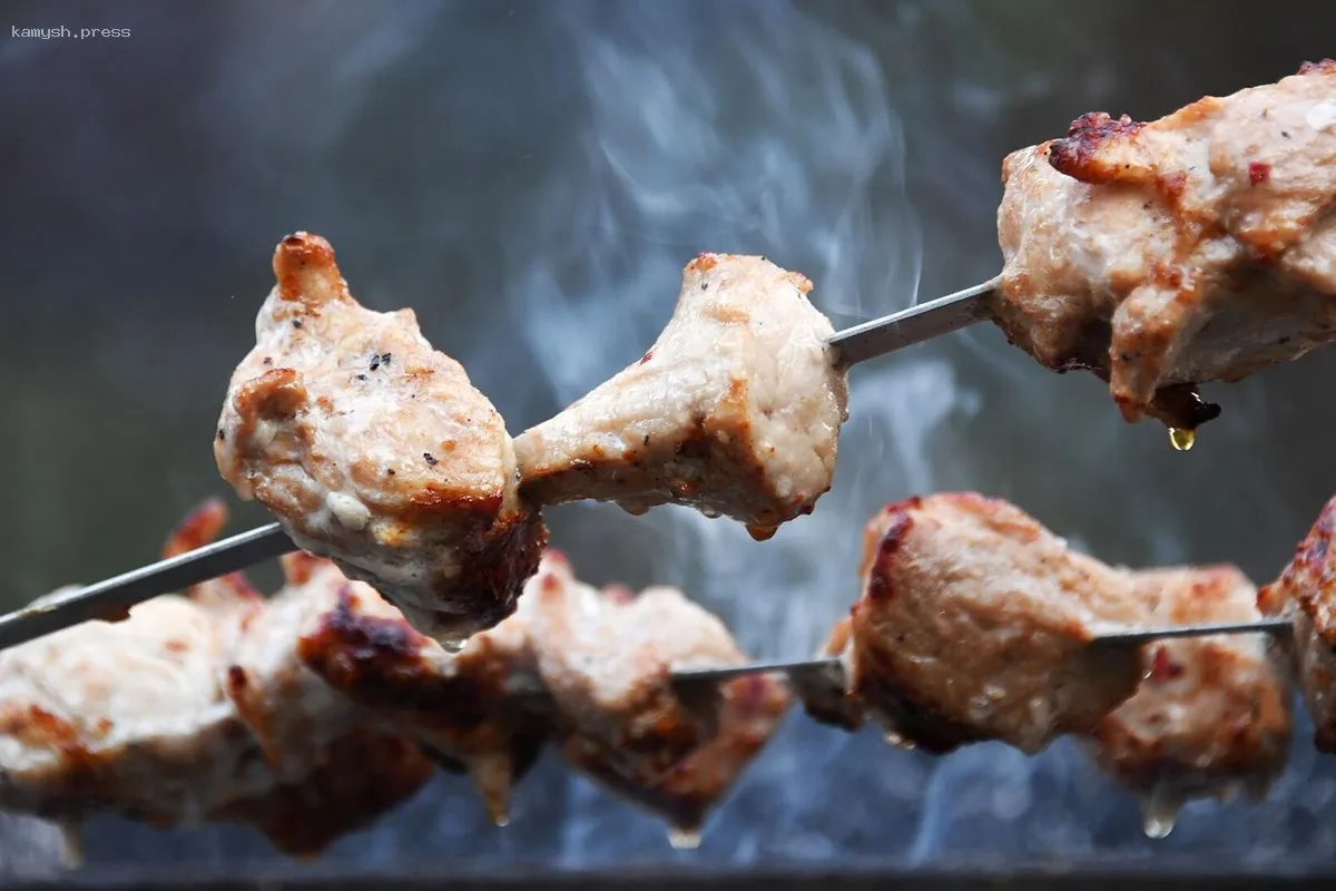 Эксперт по питанию раскрыла секреты приготовления здорового шашлыка