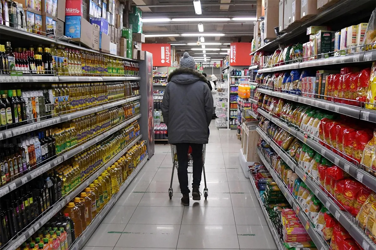 Россиянам объяснили, обязаны ли они оплачивать поврежденный в магазине товар