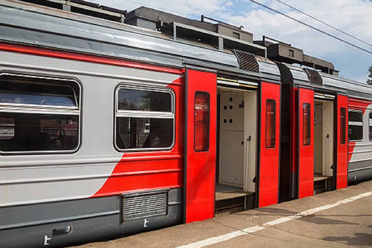 Дополнительная электричка будет курсировать на левом берегу Новосибирска 9 мая