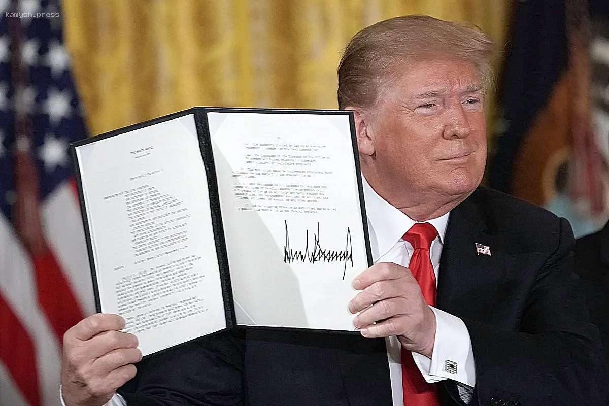 Дональд-многостаночник. Почему действия Трампа назвали «политикой в стиле СДВГ»