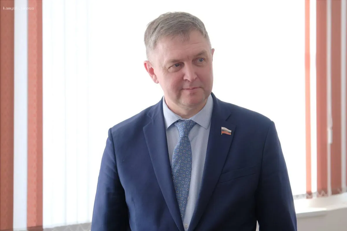 Спикер Заксобрания Кировской области Роман Береснев: При обсуждении изменений в возрасте молодежи необходимо быть готовыми к решениям