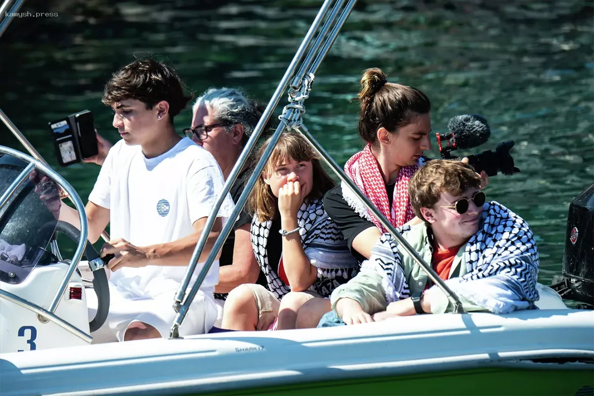 Специальный докладчик ООН сообщает о приближении израильских катеров к судну с Гретой Тунберг