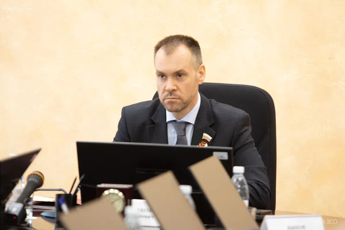 Вместо алкоголя – спорт: Спикер Заксобрания Сергей Жестянников рассказал о борьбе с нелегальной торговлей в Череповце