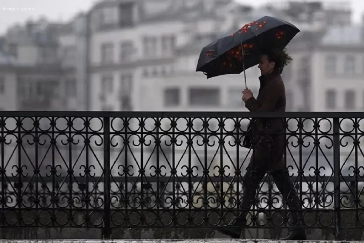 Жителей Красноярска предупредили о надвигающемся шторме