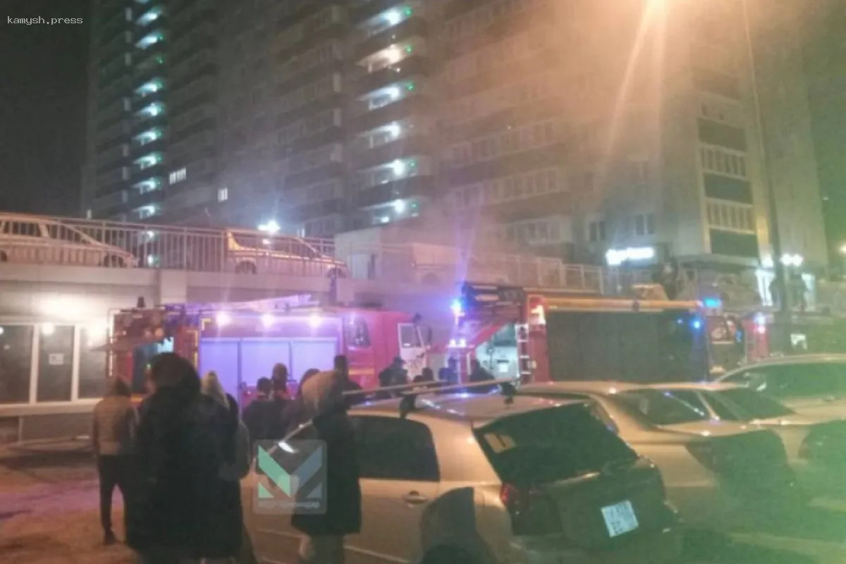 На подземной парковке в Краснодаре сгорели 17 автомобилей