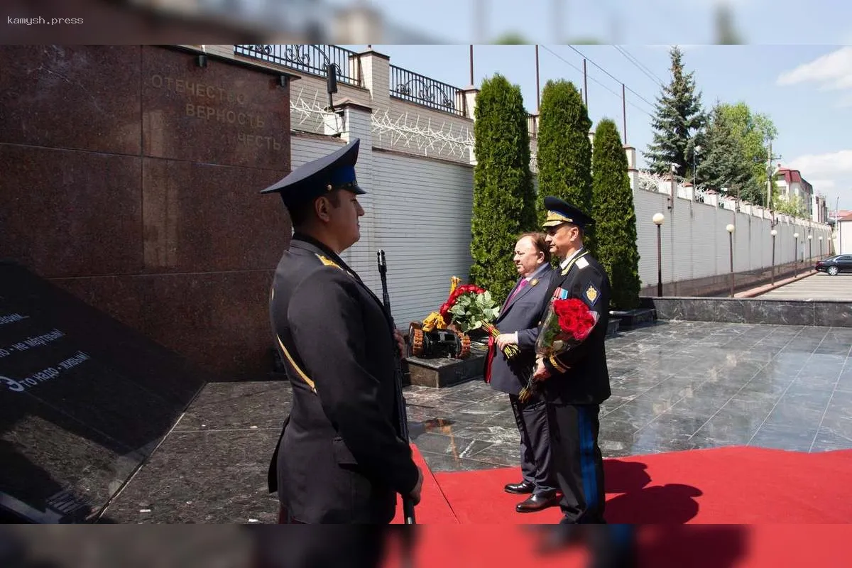 Лидер Ингушетии выразил благодарность и почтил память сотрудников правоохранительных органов