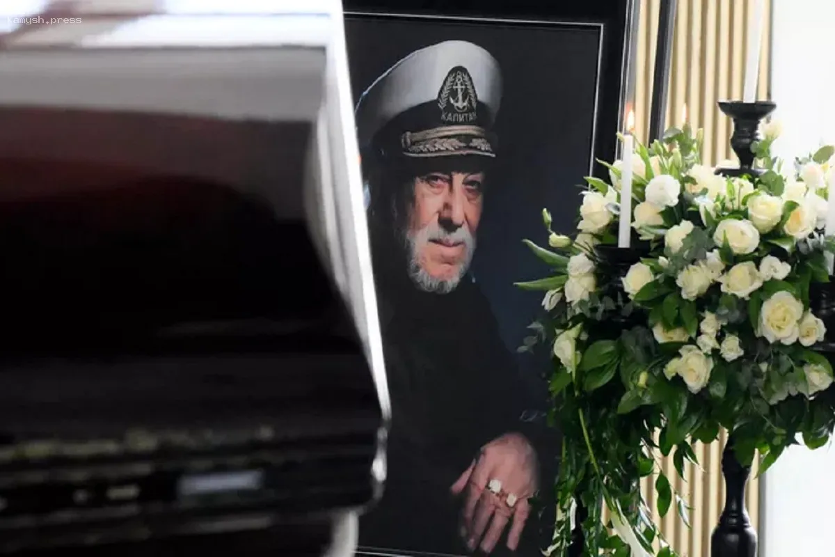 Родные Филиппа Киркорова сообщили о его отказе от пищи после утраты отца