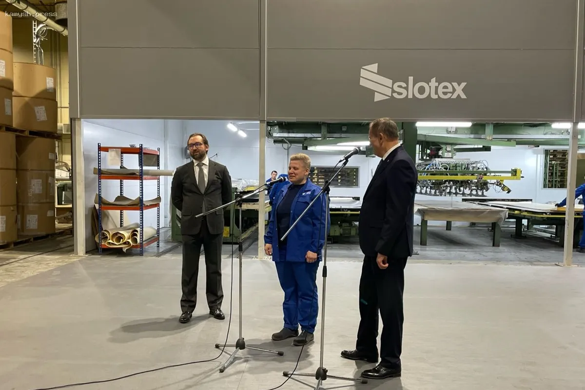 2 миллиона квадратных метров пластика в год: Ford начинает производство мебели в Ленинградской области