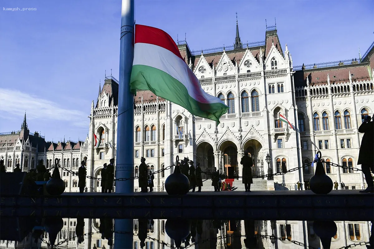 В Совете ЕС рассмотрят вопрос о лишении Венгрии права голоса