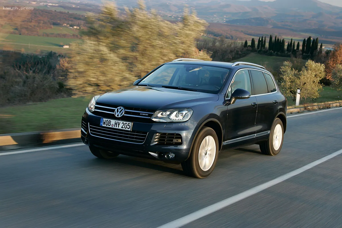 В Барнауле выставили на продажу Volkswagen Touareg третьего поколения за 6,2 миллиона рублей