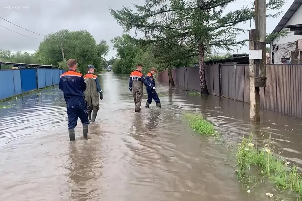 Более 4500 жителей Приморского края остались без электроэнергии из-за циклона