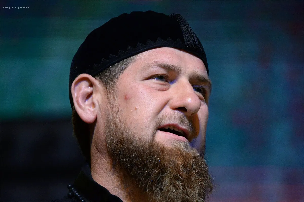 Кадыров распорядился о наказании семьи преступника, атаковавшего полицейских