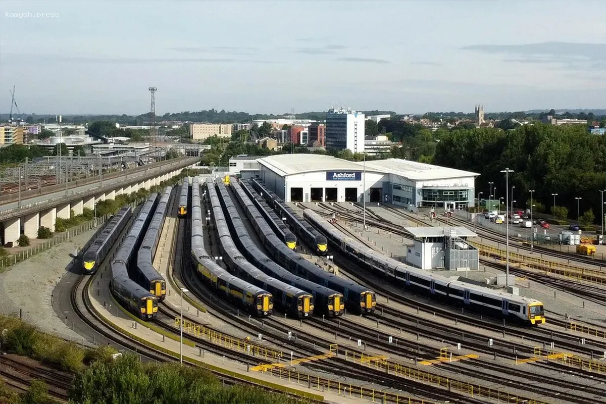 Великобритания начала процесс возвращения железных дорог под государственный контроль
