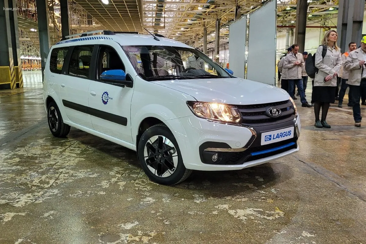 Полгода спустя после запуска Lada e-Largus продан лишь один экземпляр
