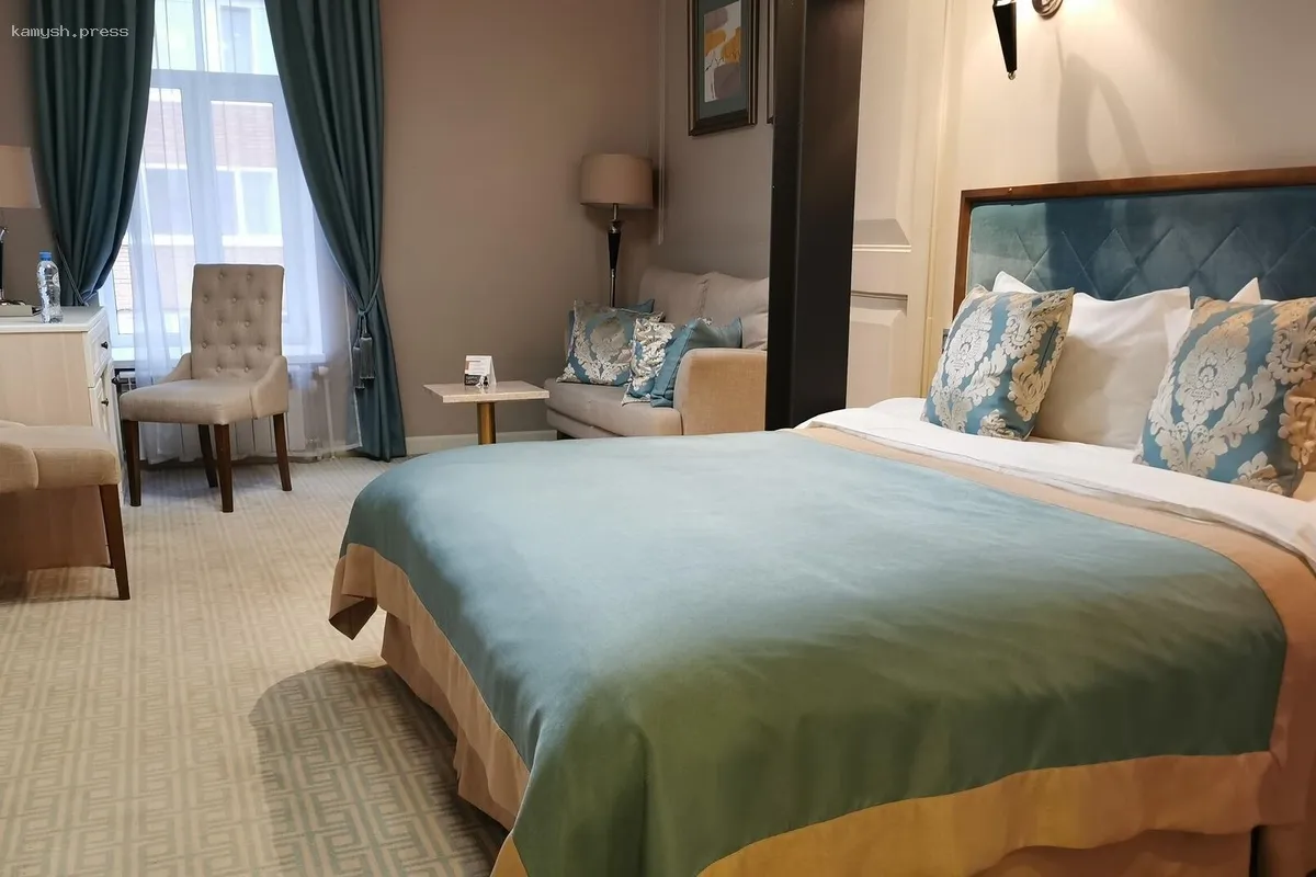 Перед майскими праздниками отели Санкт-Петербурга увеличили расценки