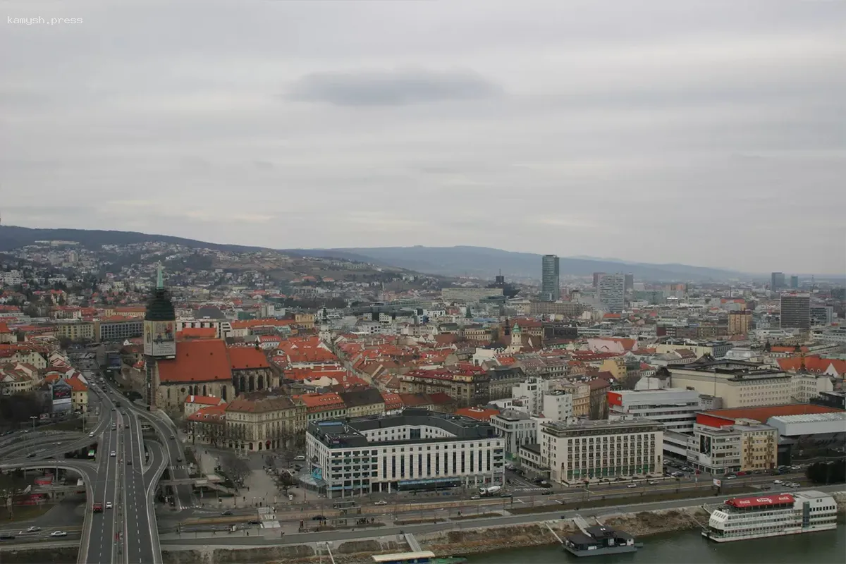 В Словакии начнут обсуждение петиции о референдуме по отмене санкций против России