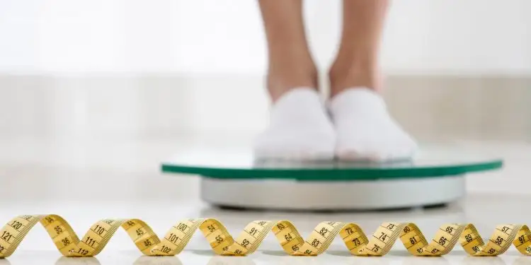 Недостатня вага чи ожиріння: що несе більшу загрозу для здоров'я?