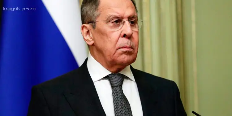 Лавров намекнул на отказ России от подписания мирного договора с Зеленским