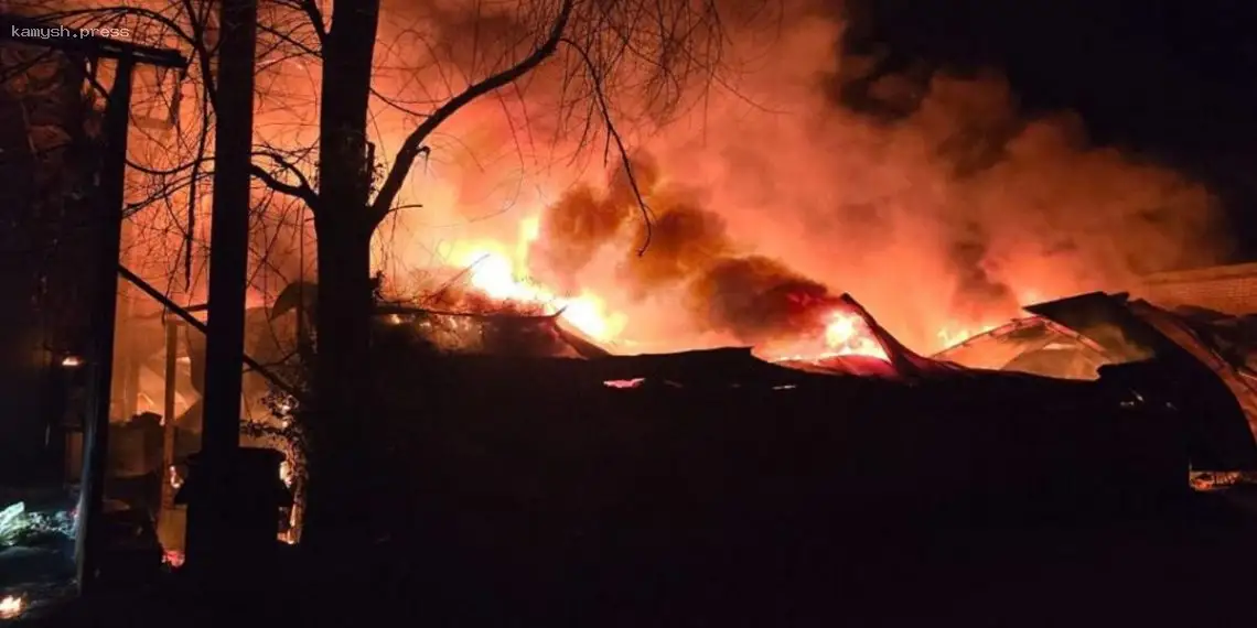 Оккупанты ночью и утром атаковали Харьков дронами, Терехов сообщил о последствиях